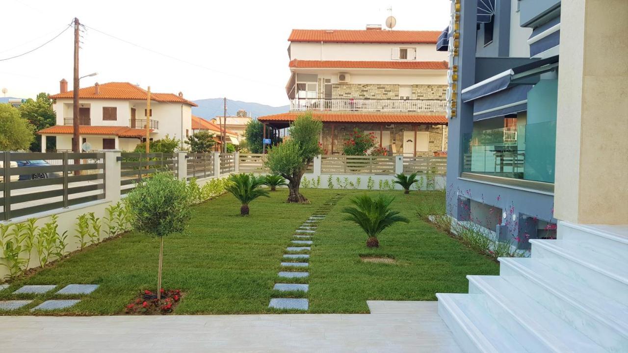 Albatros Luxury * Nea Vrasna