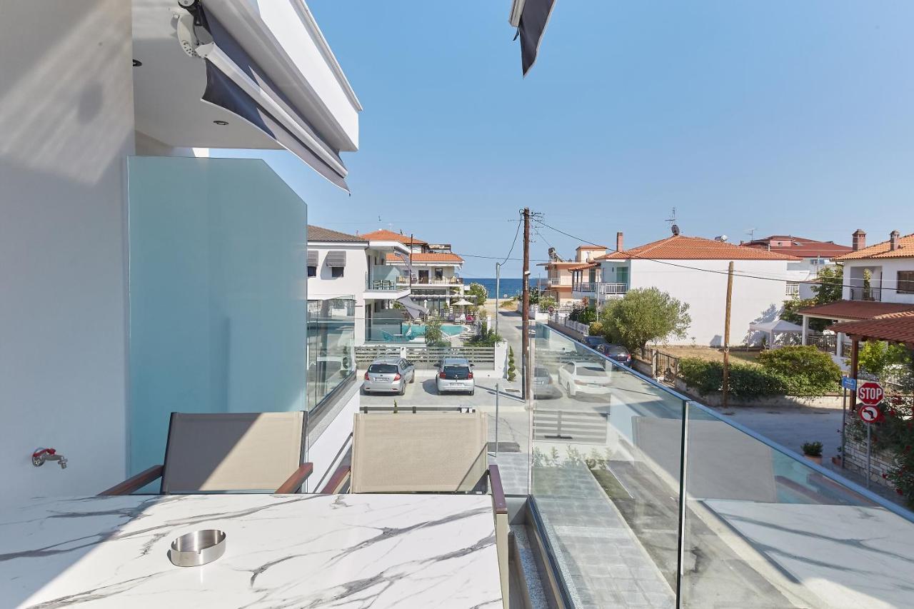 Albatros Luxury * Nea Vrasna
